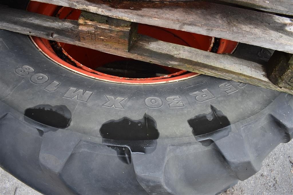 Reifen tip Michelin 540/65-30, Gebrauchtmaschine in Grindsted (Poză 3)