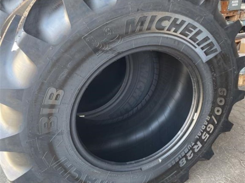 Reifen типа Michelin 600/65R28 MACH X BIB, Gebrauchtmaschine в Humble (Фотография 1)