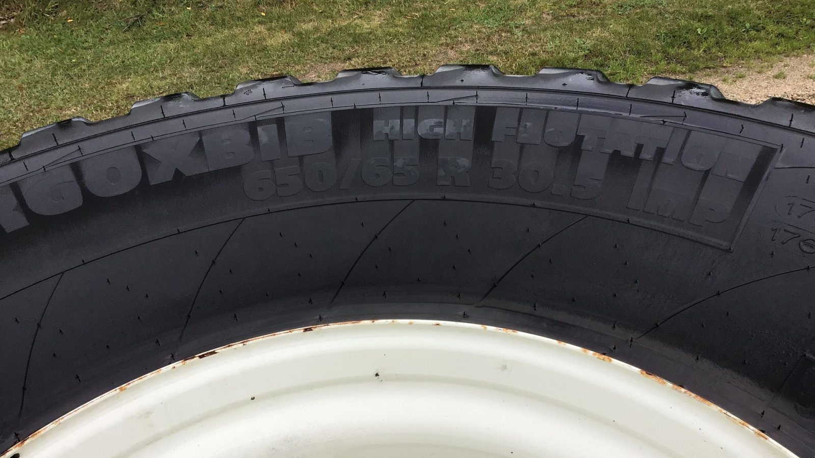 Reifen типа Michelin 650/65 30.5, Gebrauchtmaschine в Bording (Фотография 4)