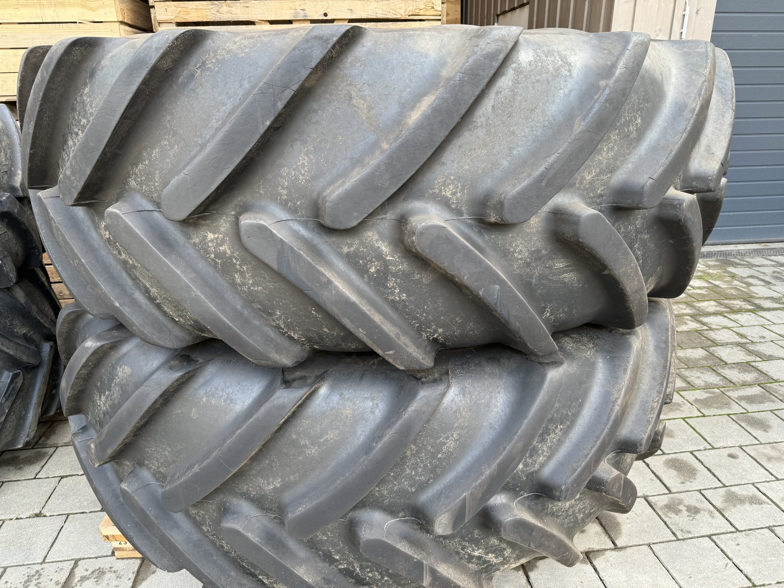 Reifen des Typs Michelin 650/65 R42, Gebrauchtmaschine in Esting (Bild 2)