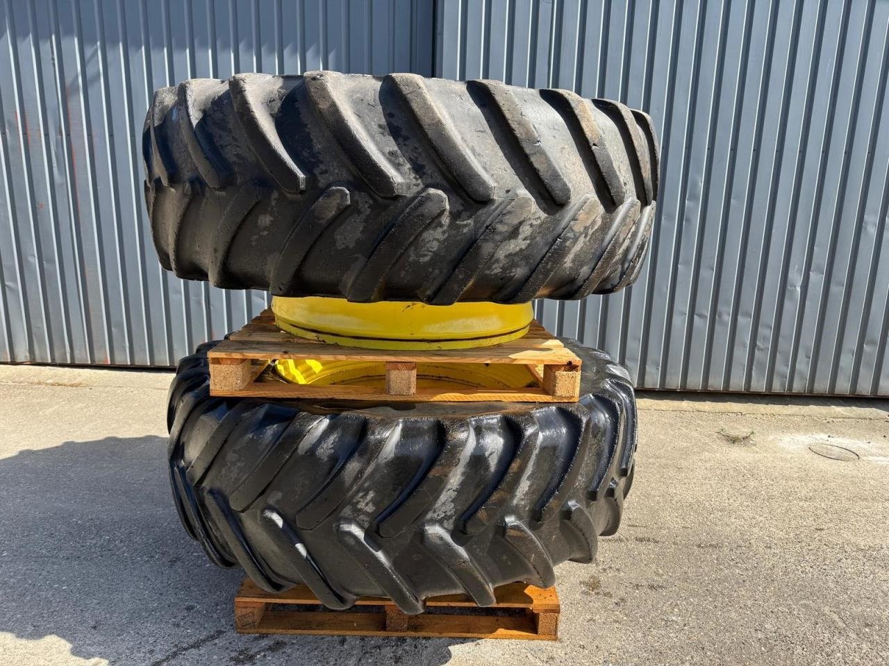 Reifen des Typs Michelin 650/65R42 540/65R30, Gebrauchtmaschine in Redsted M (Bild 1)