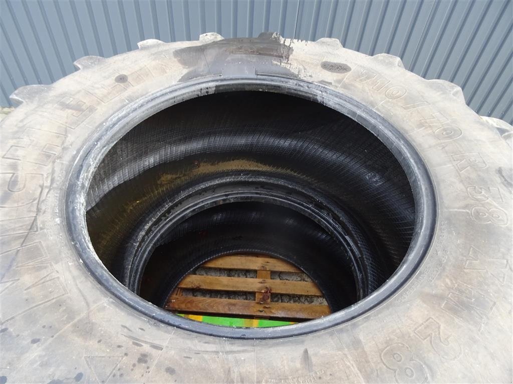 Reifen des Typs Michelin 710 /70 R 38, Gebrauchtmaschine in Ribe (Bild 5)