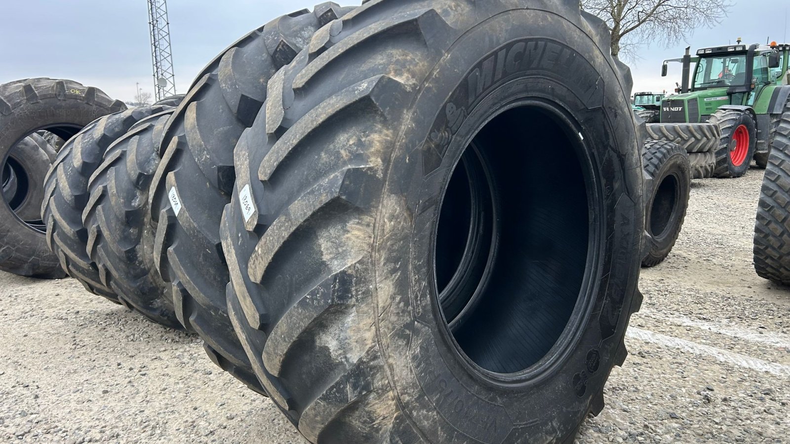 Reifen del tipo Michelin 710/75R42 VF, Gebrauchtmaschine In Rødekro (Immagine 1)