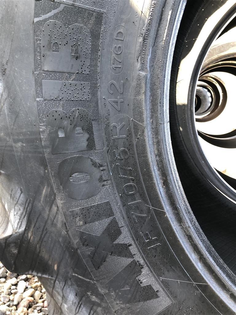 Reifen tip Michelin 710/75R42, Gebrauchtmaschine in Rødekro (Poză 3)