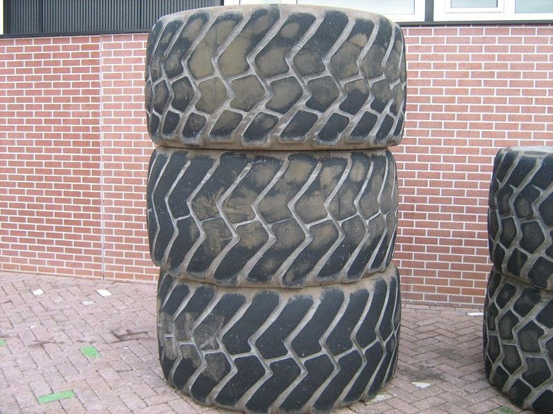 Reifen des Typs Michelin 750/65R25, Gebrauchtmaschine in Barneveld (Bild 3)