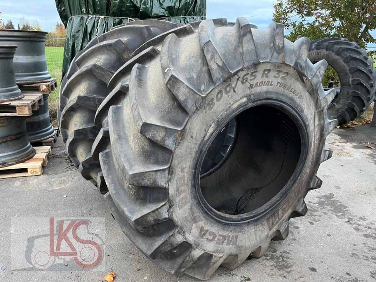 Reifen des Typs Michelin 800/65 R32MEGAXBIB, Gebrauchtmaschine in Starkenberg (Bild 1)