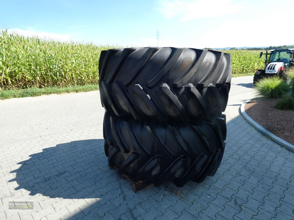 Reifen des Typs Michelin 800/65R32+520/80R26, Neumaschine in Aurolzmünster (Bild 10)