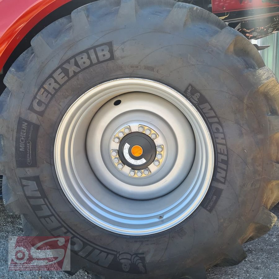 Reifen des Typs Michelin 800/70R38, Neumaschine in Offenhausen (Bild 1)