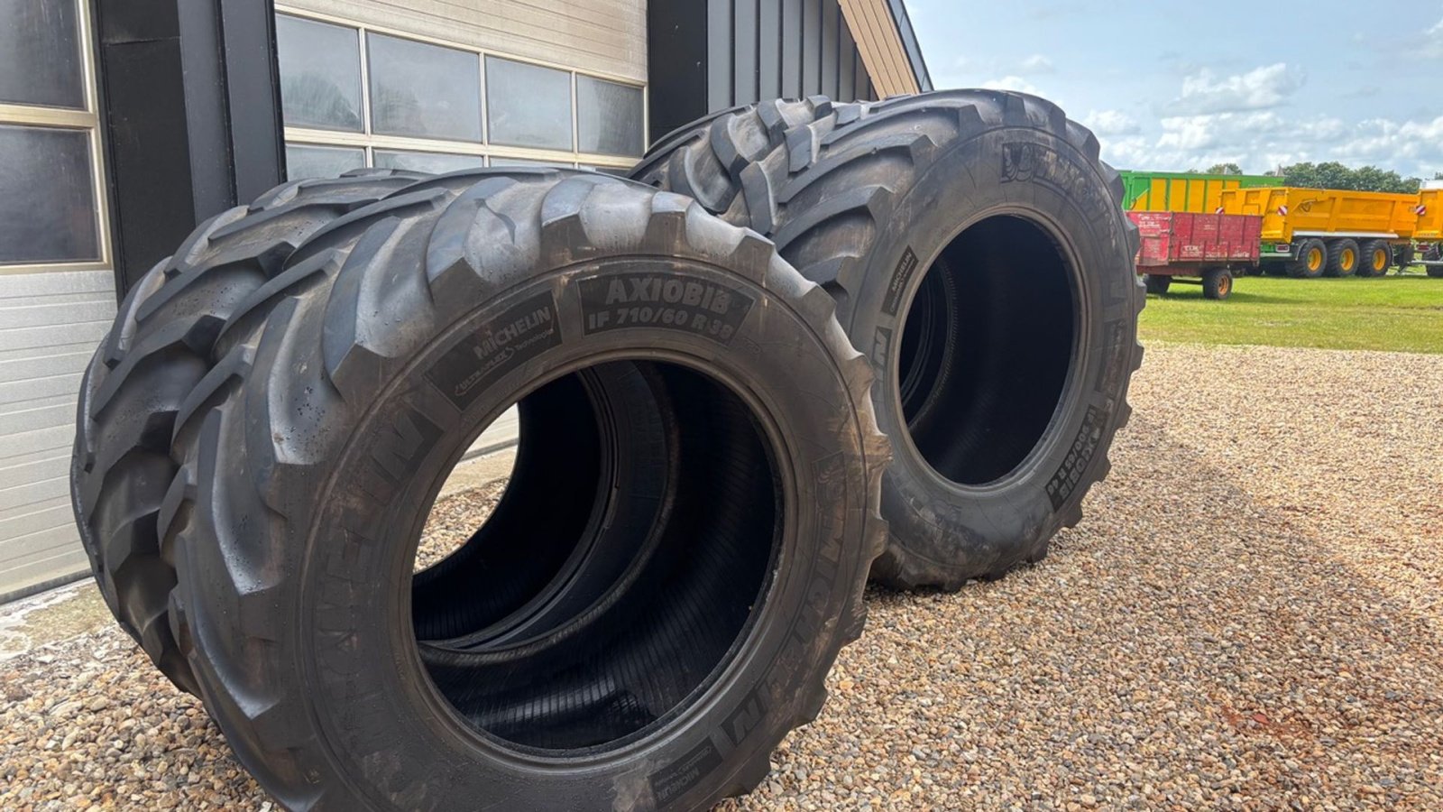 Reifen типа Michelin 900/65R46 & 710/60R38, Gebrauchtmaschine в Hejnsvig (Фотография 6)