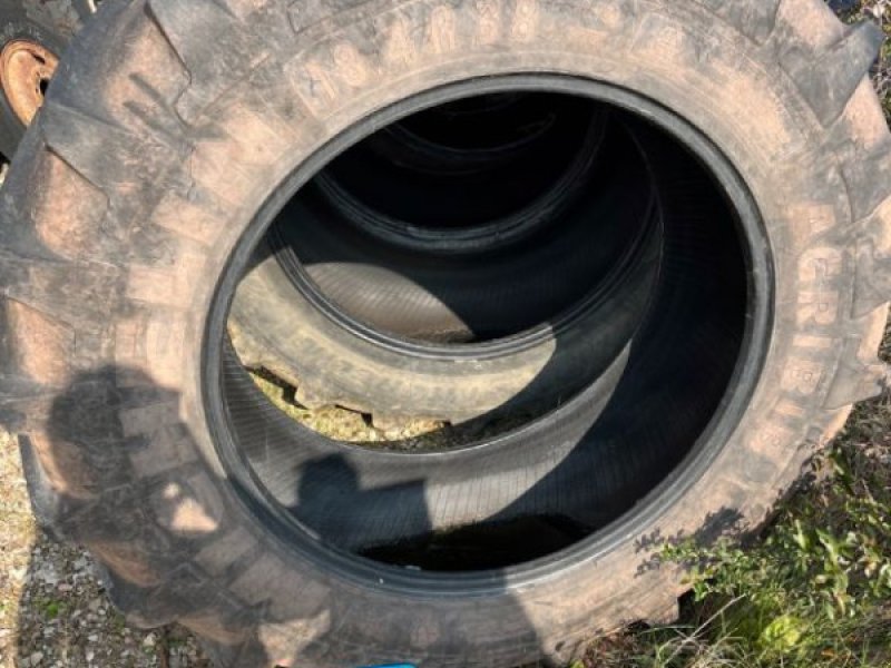 Reifen des Typs Michelin Agri, Gebrauchtmaschine in Montpellier (Bild 1)