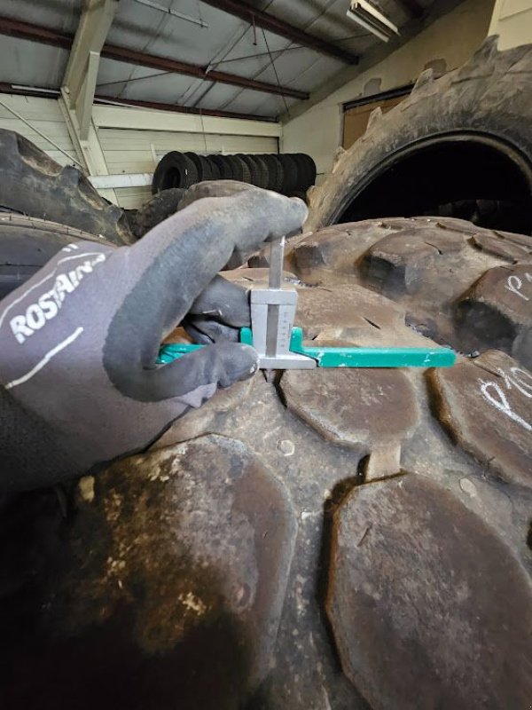 Reifen des Typs Michelin Bibload Hard Surface, Gebrauchtmaschine in Montpellier (Bild 3)