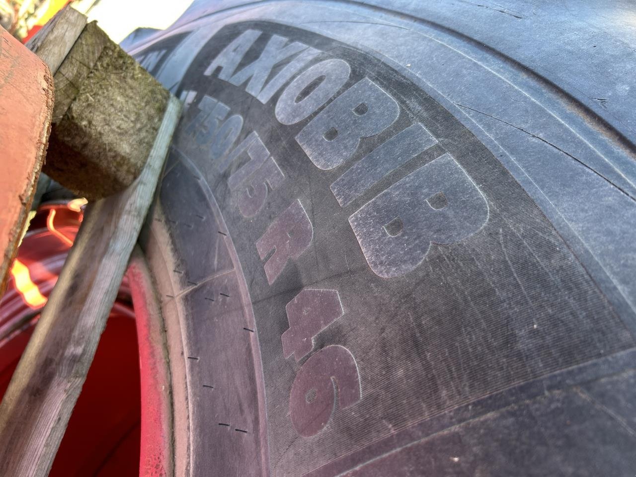 Reifen Türe ait Michelin IF750/75R46, Gebrauchtmaschine içinde Randers SV (resim 3)