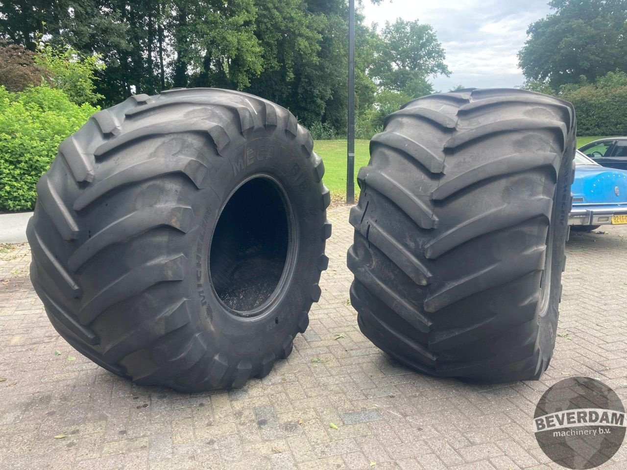 Reifen des Typs Michelin MEGA BIB 1050/50R32, Gebrauchtmaschine in Vriezenveen (Bild 1)