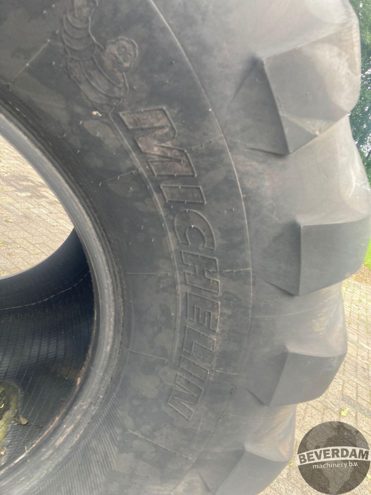 Reifen des Typs Michelin MEGA BIB 1050/50R32, Gebrauchtmaschine in Vriezenveen (Bild 8)