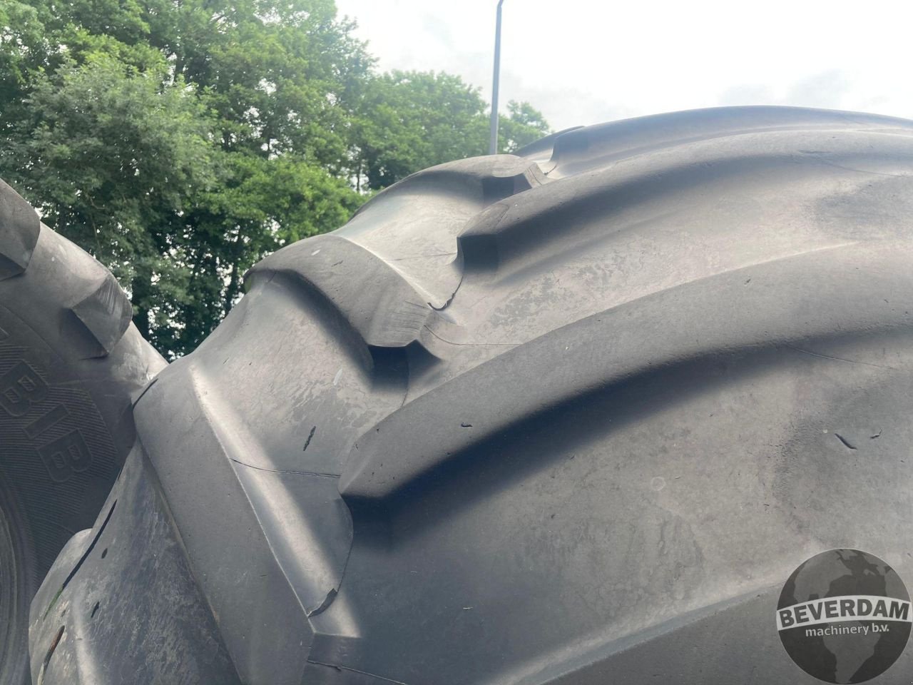 Reifen des Typs Michelin MEGA BIB 1050/50R32, Gebrauchtmaschine in Vriezenveen (Bild 5)