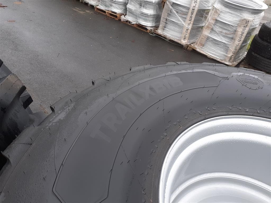 Reifen des Typs Michelin VF750/60R30.5 Trailxbib, Gebrauchtmaschine in Danmark (Bild 3)
