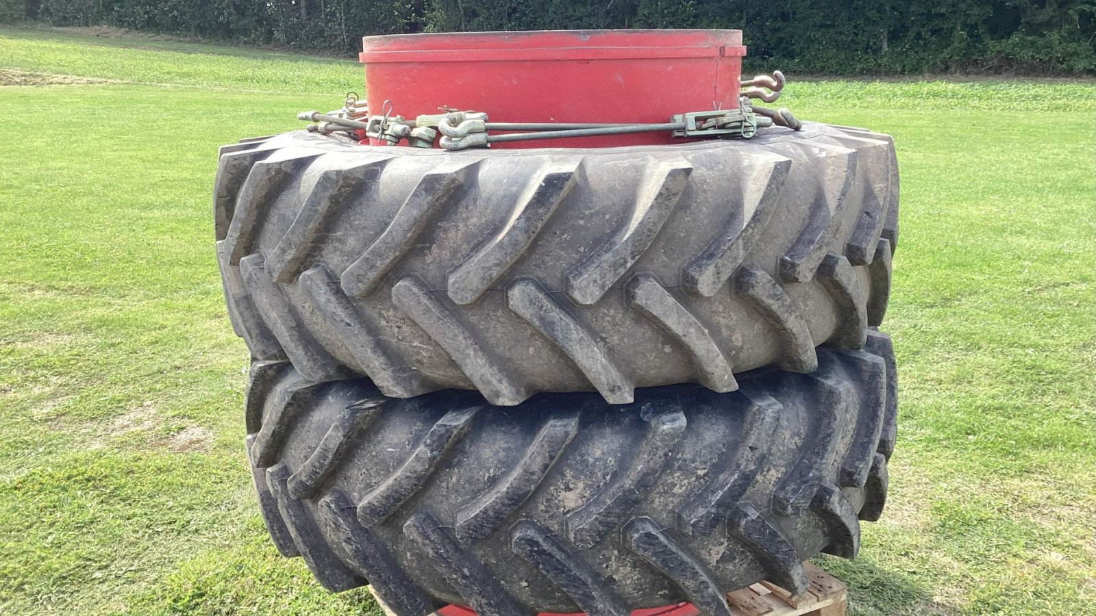 Reifen типа Mitas 20,8-42 Tvillinghjul, Gebrauchtmaschine в Humble (Фотография 1)