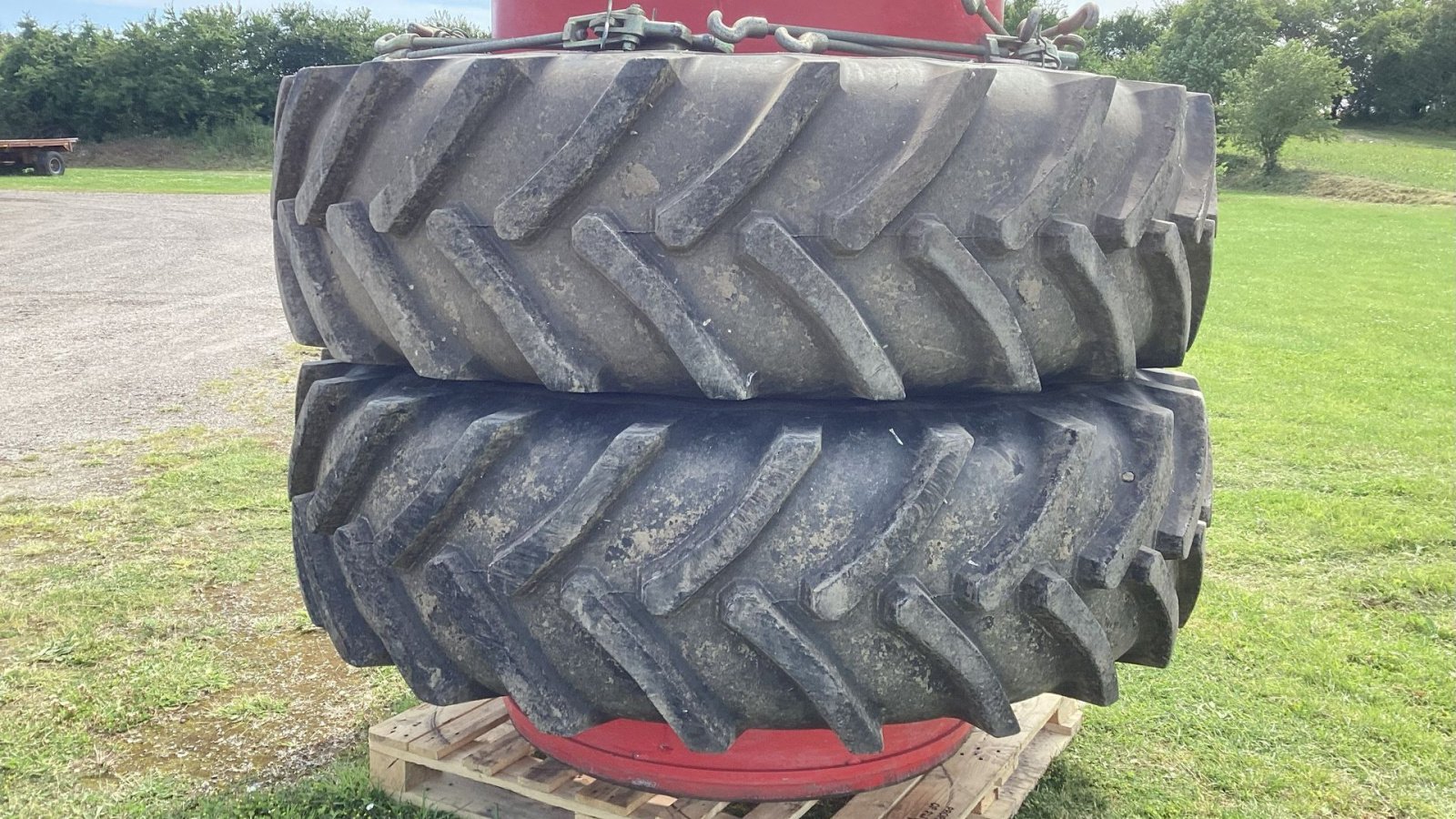 Reifen типа Mitas 20,8-42 Tvillinghjul, Gebrauchtmaschine в Humble (Фотография 3)