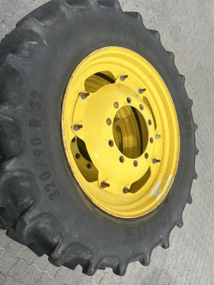 Reifen des Typs Mitas 320/90R32, Gebrauchtmaschine in Randers SV (Bild 2)