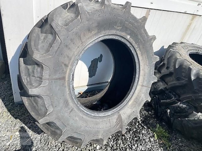 Reifen des Typs Mitas 360/70R20 AC 70 T Radial, Neumaschine in Fischbach/Clervaux (Bild 1)