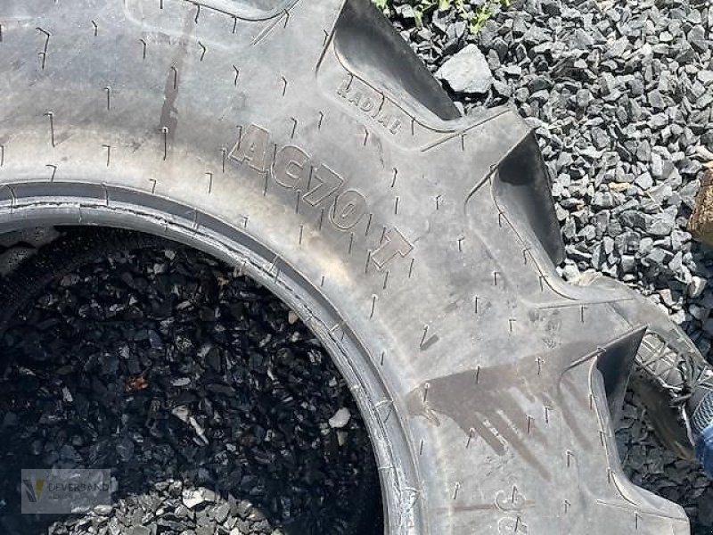Reifen des Typs Mitas 360/70R20 AC 70 T Radial, Neumaschine in Fischbach/Clervaux (Bild 4)