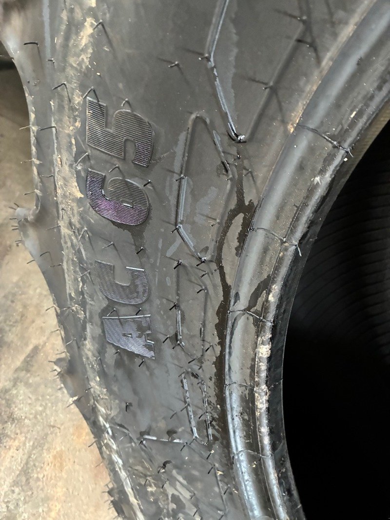 Reifen des Typs Mitas 540/65R38 AC65 + 440/65R28 AC65, Neumaschine in Ebeleben (Bild 2)