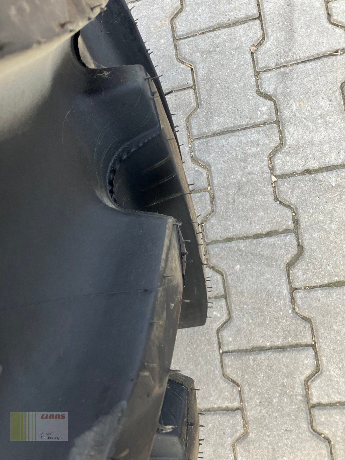 Reifen des Typs Mitas 600 / 65 R28 AC65, Neumaschine in Schwend (Bild 8)