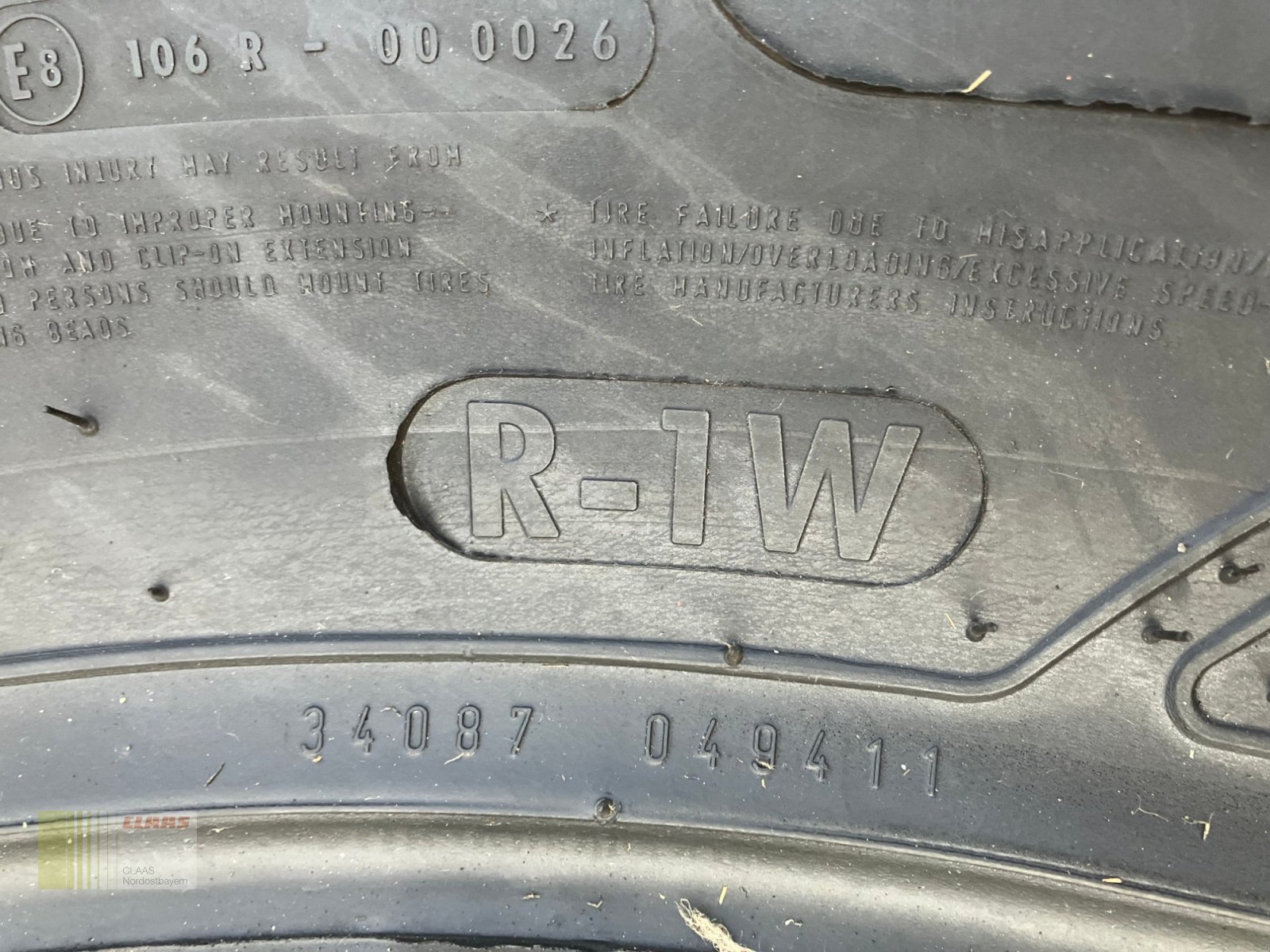 Reifen des Typs Mitas 600 / 65 R28 AC65, Neumaschine in Schwend (Bild 13)