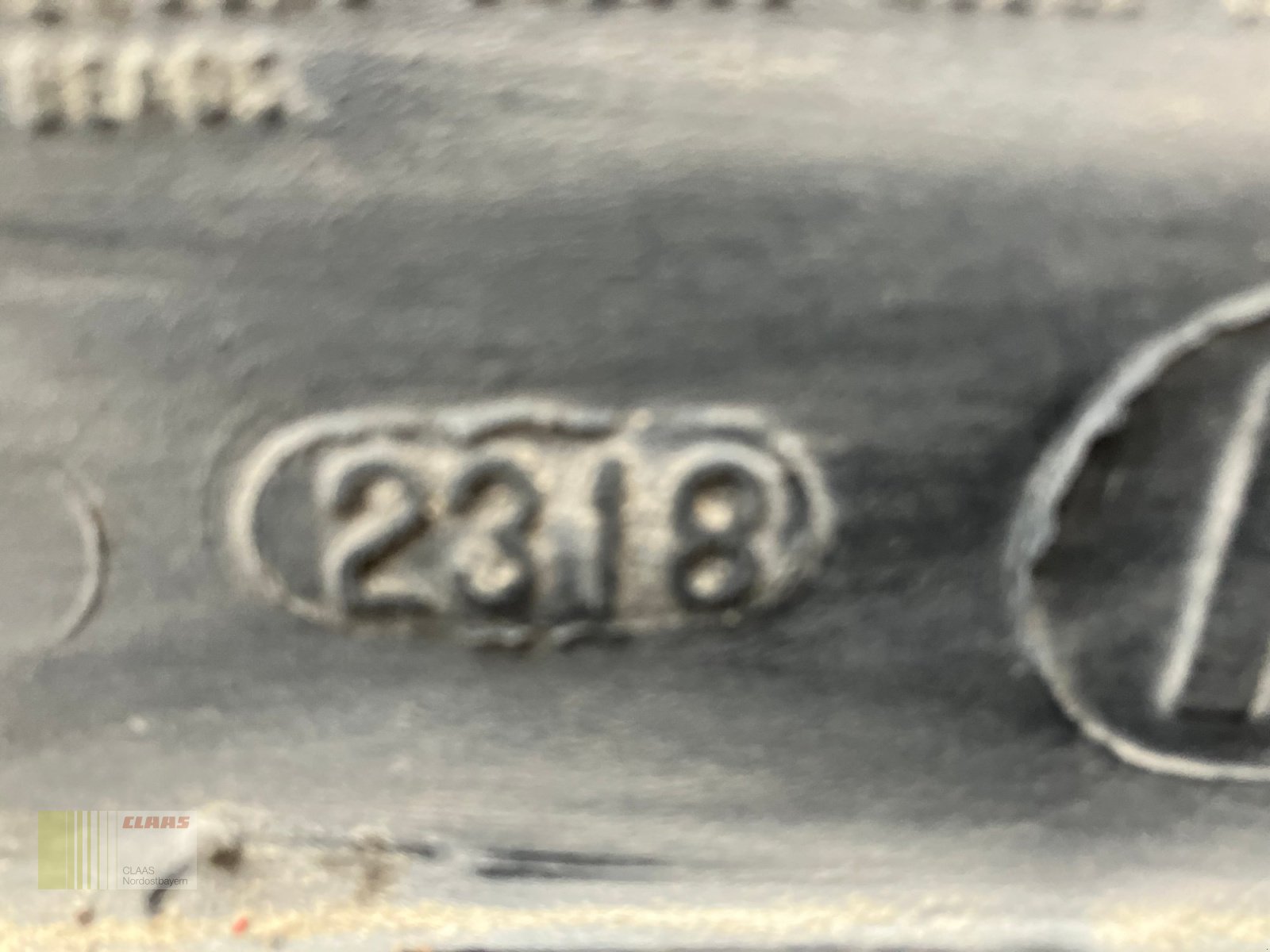 Reifen des Typs Mitas 600 / 65 R28 AC65, Neumaschine in Schwend (Bild 14)