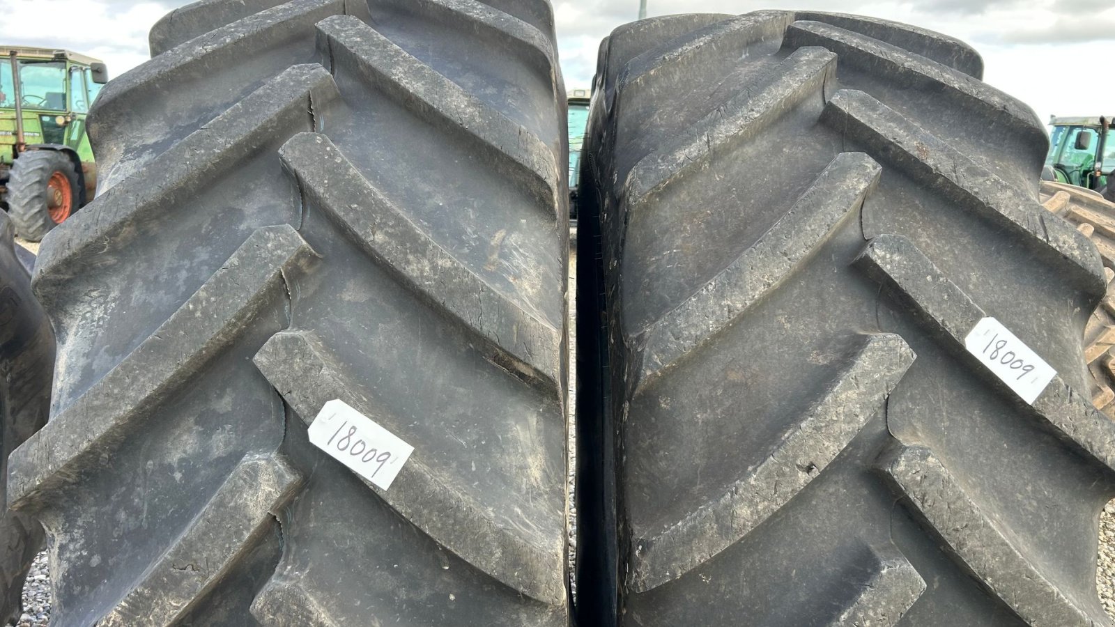 Reifen des Typs Mitas 710/70R42 + 600/70R30, Gebrauchtmaschine in Rødekro (Bild 7)