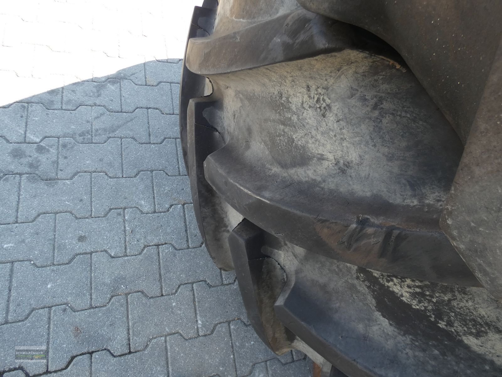 Reifen des Typs Mitas 710/70R42, Gebrauchtmaschine in Aurolzmünster (Bild 8)