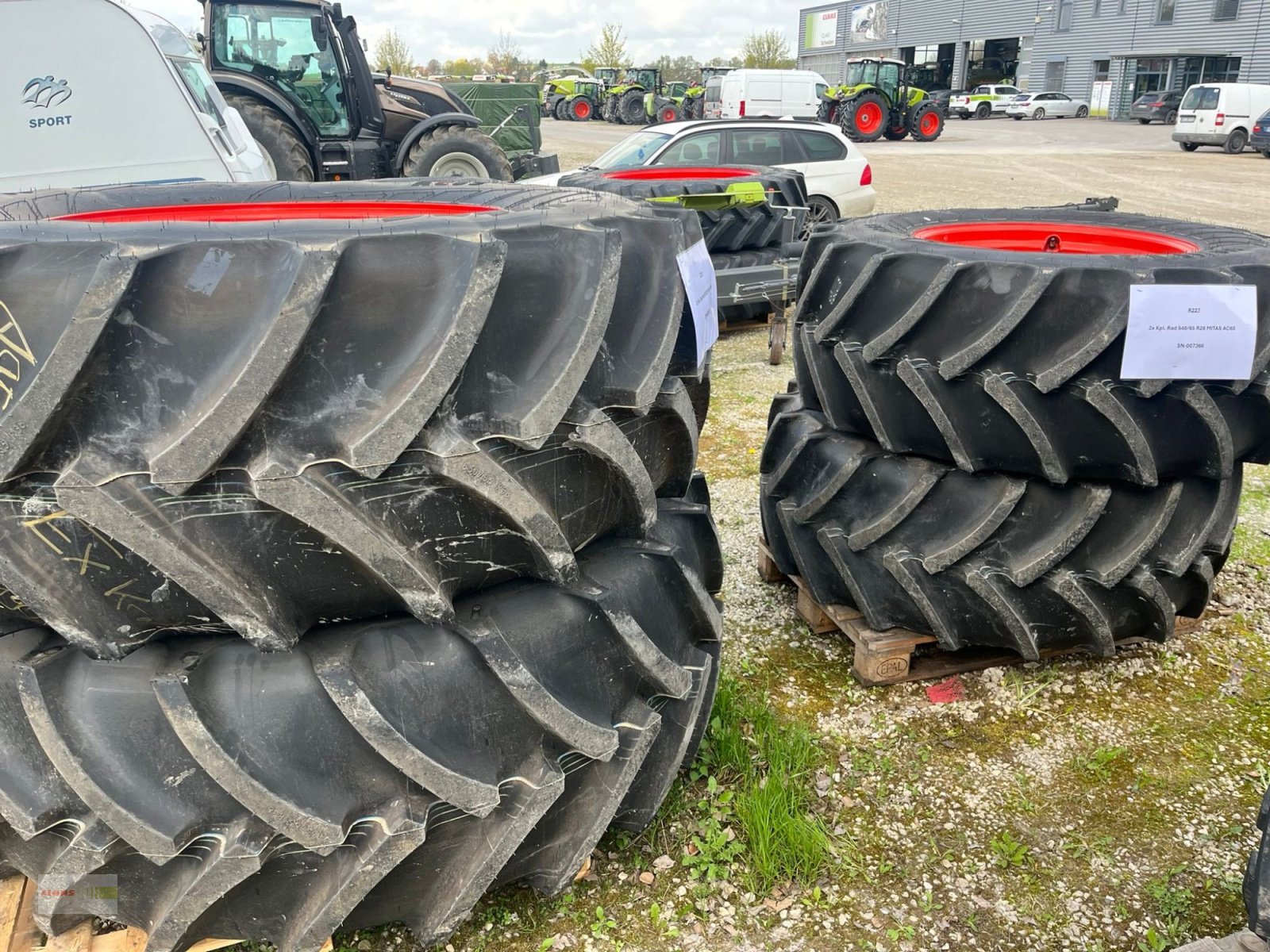 Reifen des Typs Mitas AC 65, Gebrauchtmaschine in Dasing (Bild 1)