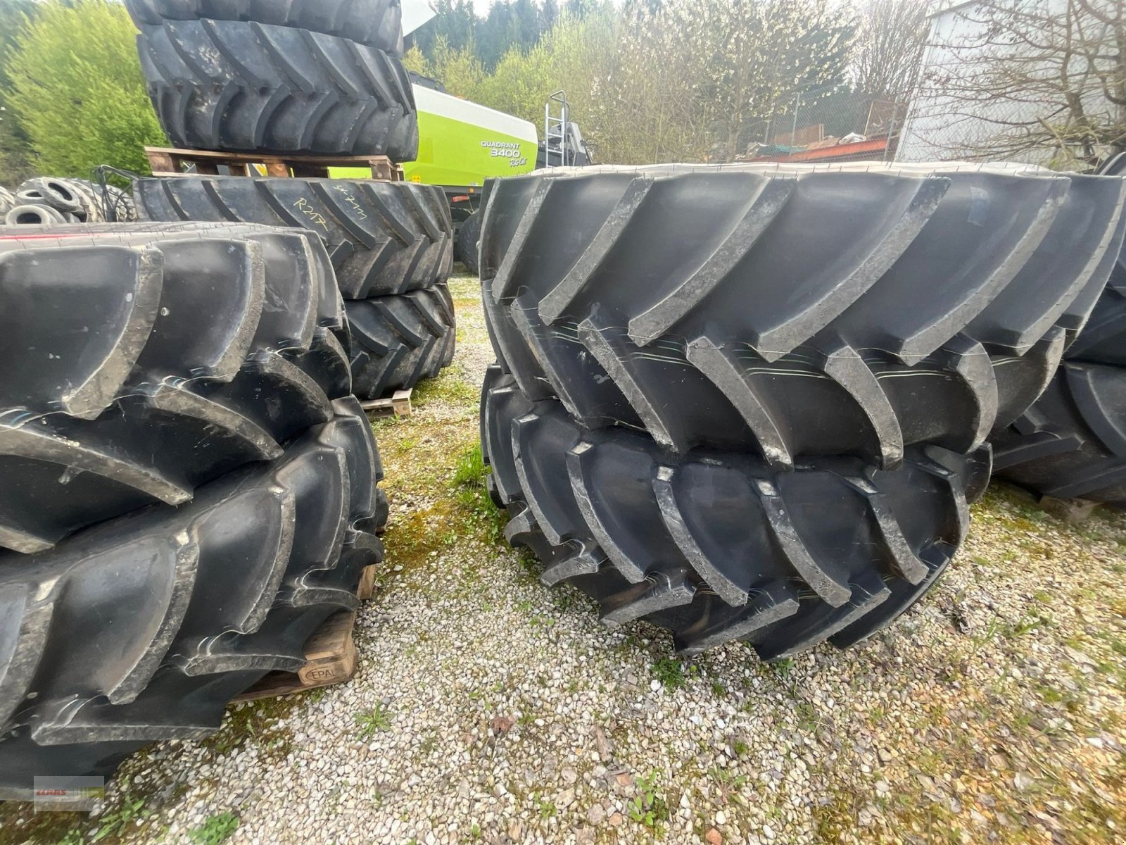 Reifen des Typs Mitas AC 65, Gebrauchtmaschine in Dasing (Bild 2)