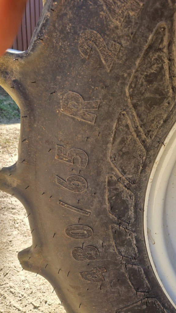 Reifen del tipo Mitas Sonstiges, Gebrauchtmaschine In Courtedoux (Immagine 7)