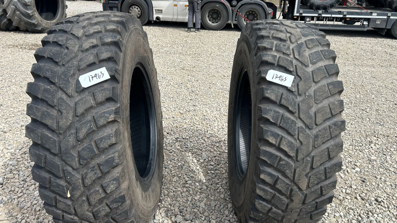 Reifen des Typs Nokian 440/80R28 (16.9R28), Gebrauchtmaschine in Rødekro (Bild 1)