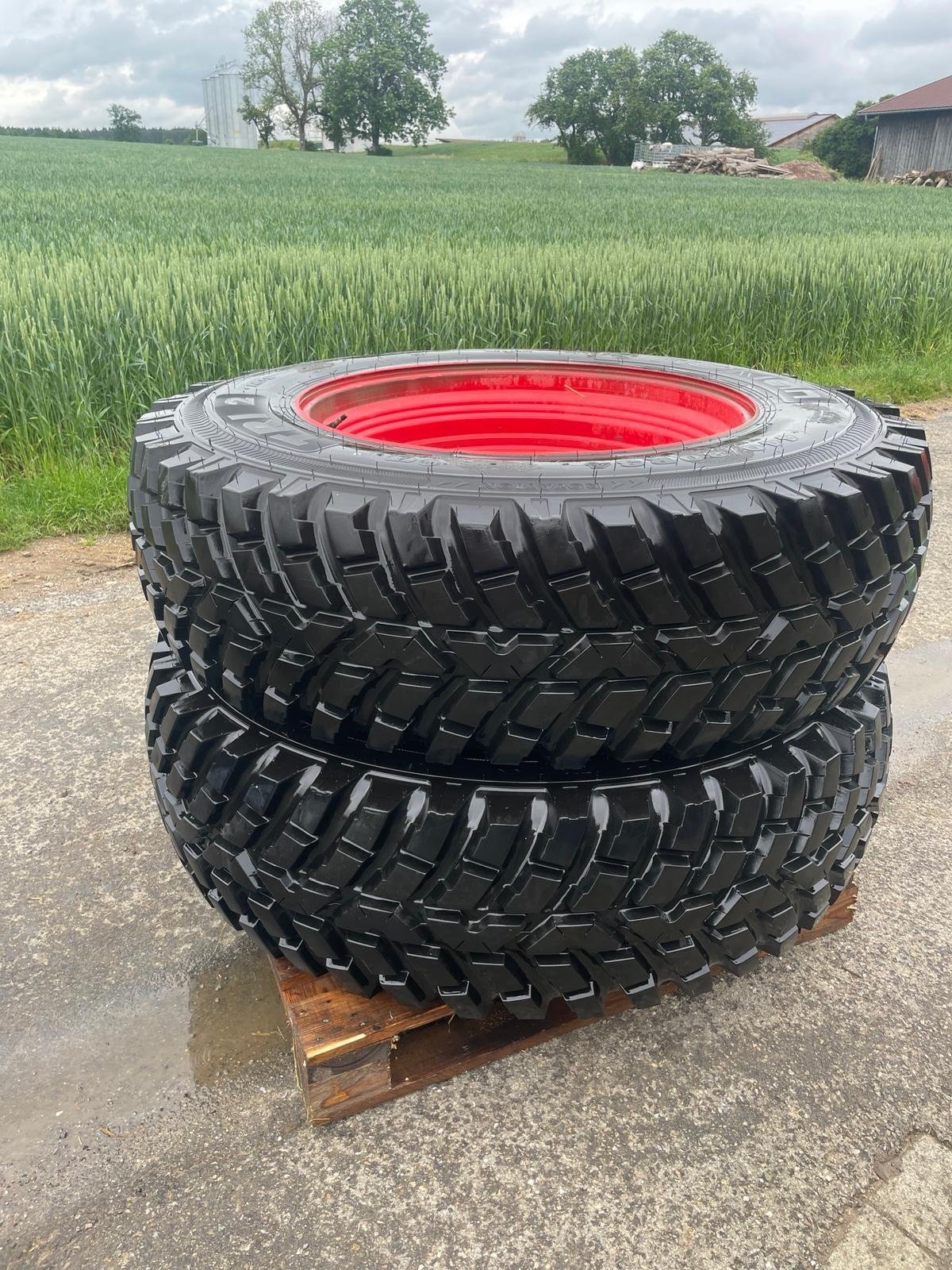 Reifen des Typs Nokian Räder, Gebrauchtmaschine in Donaueschingen (Bild 3)