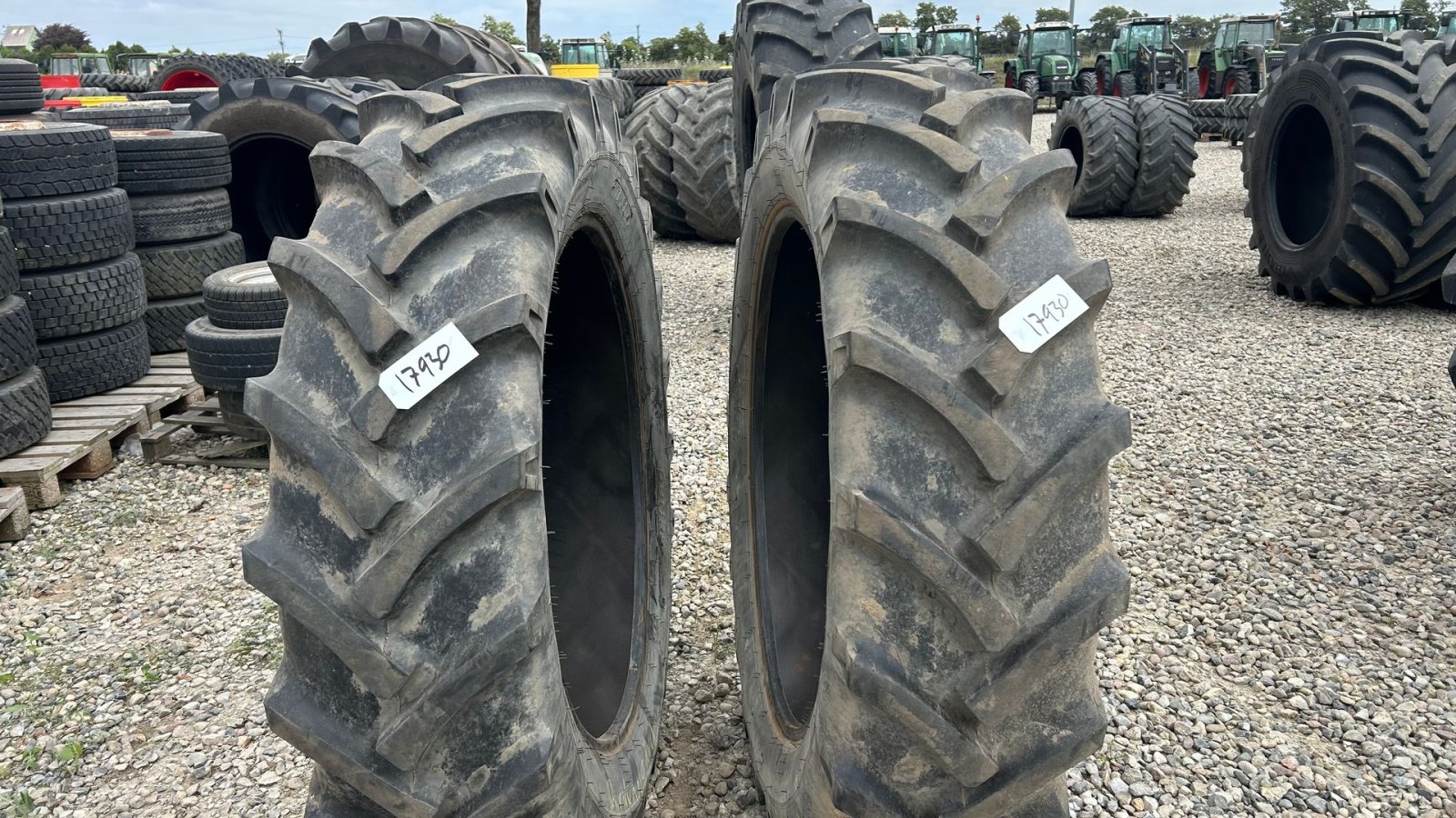 Reifen typu Petlas 15.5-38, Gebrauchtmaschine v Rødekro (Obrázek 1)