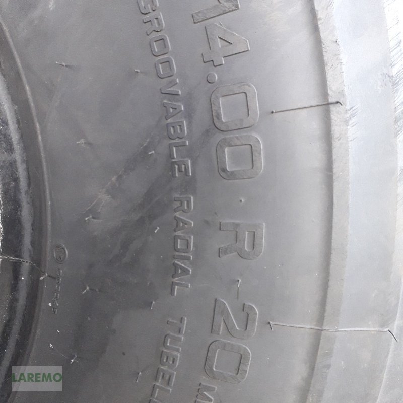Reifen des Typs Pirelli 14.00 R 20, Gebrauchtmaschine in Langenwetzendorf (Bild 2)