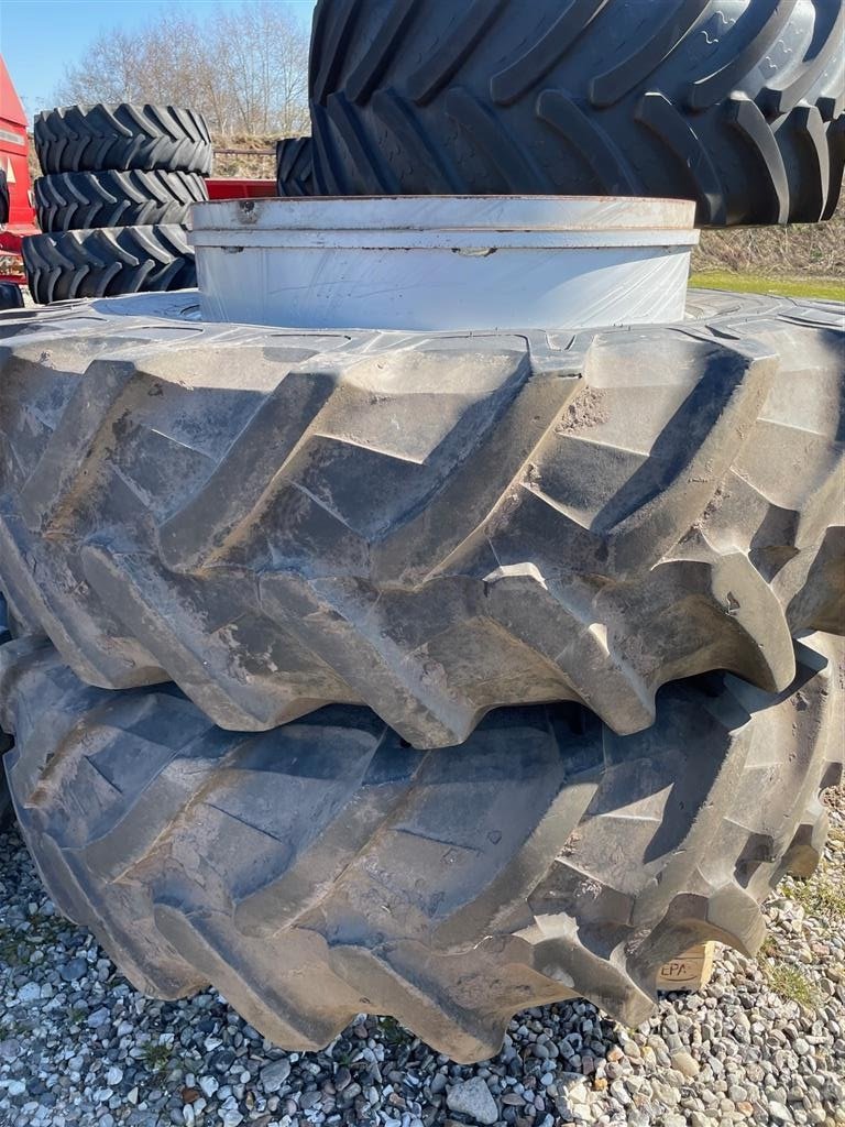 Reifen des Typs Pirelli 20,8R38 med kroge, Gebrauchtmaschine in Hjørring (Bild 3)