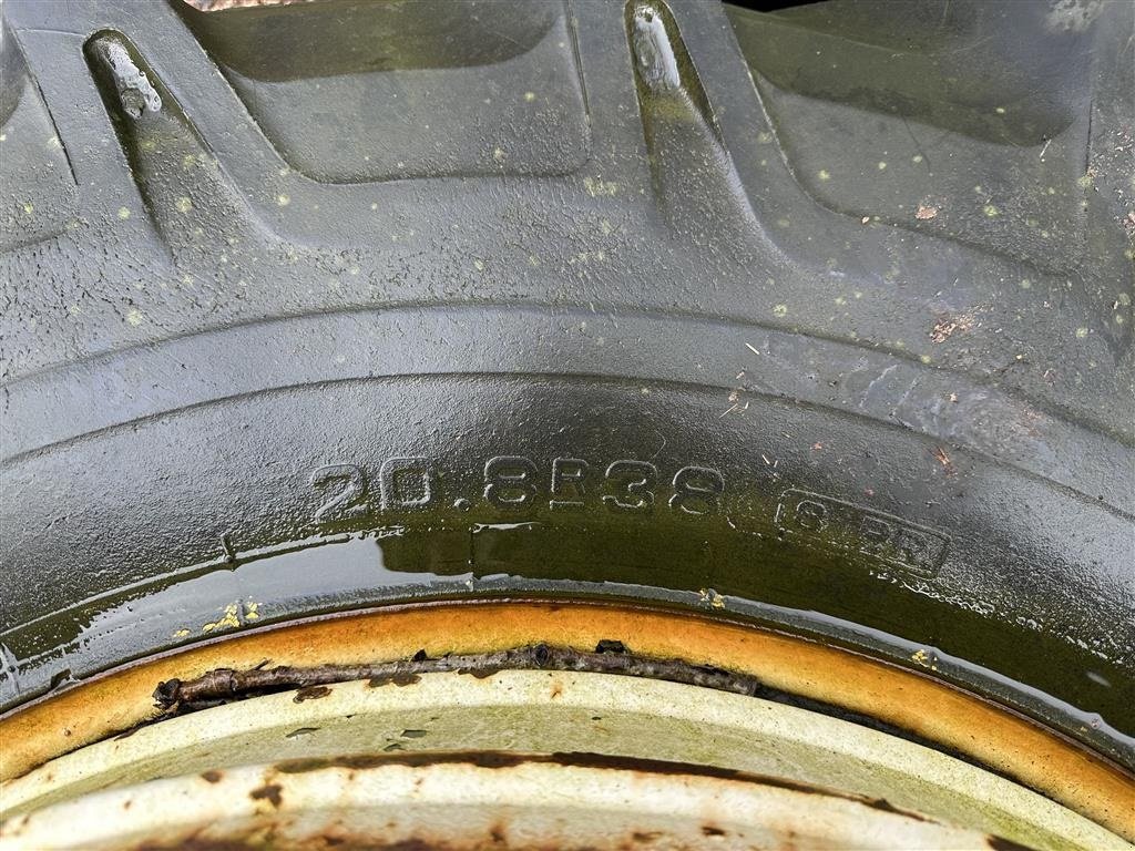 Reifen des Typs Pirelli 20.8 R38, Gebrauchtmaschine in Gjerlev J. (Bild 3)