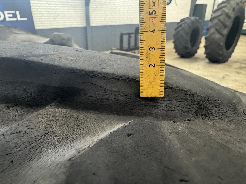 Reifen des Typs Pirelli 420/70 R28, Gebrauchtmaschine in Haderup (Bild 5)