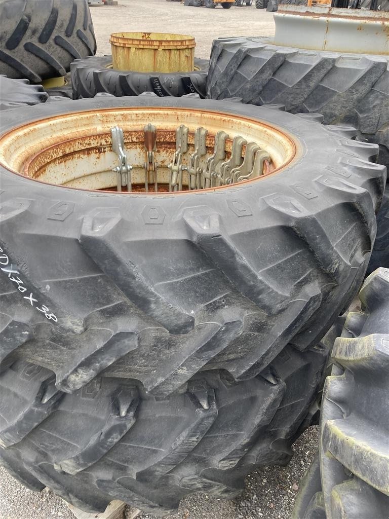 Reifen des Typs Pirelli 480/70 R38., Gebrauchtmaschine in Aalborg SV (Bild 3)