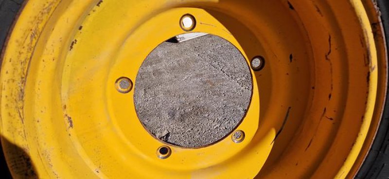 Reifen типа Pirelli 480/70R24 Reifen, Gebrauchtmaschine в Göpfritz an der Wild (Фотография 7)