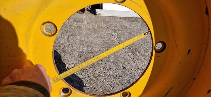 Reifen типа Pirelli 480/70R24 Reifen, Gebrauchtmaschine в Göpfritz an der Wild (Фотография 8)