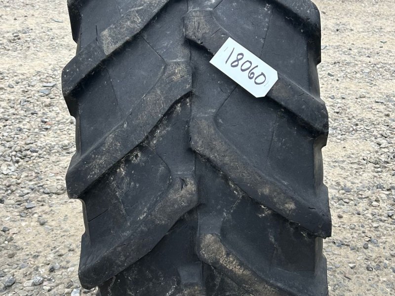 Reifen van het type Pirelli 540/65R28, Gebrauchtmaschine in Rødekro (Foto 1)