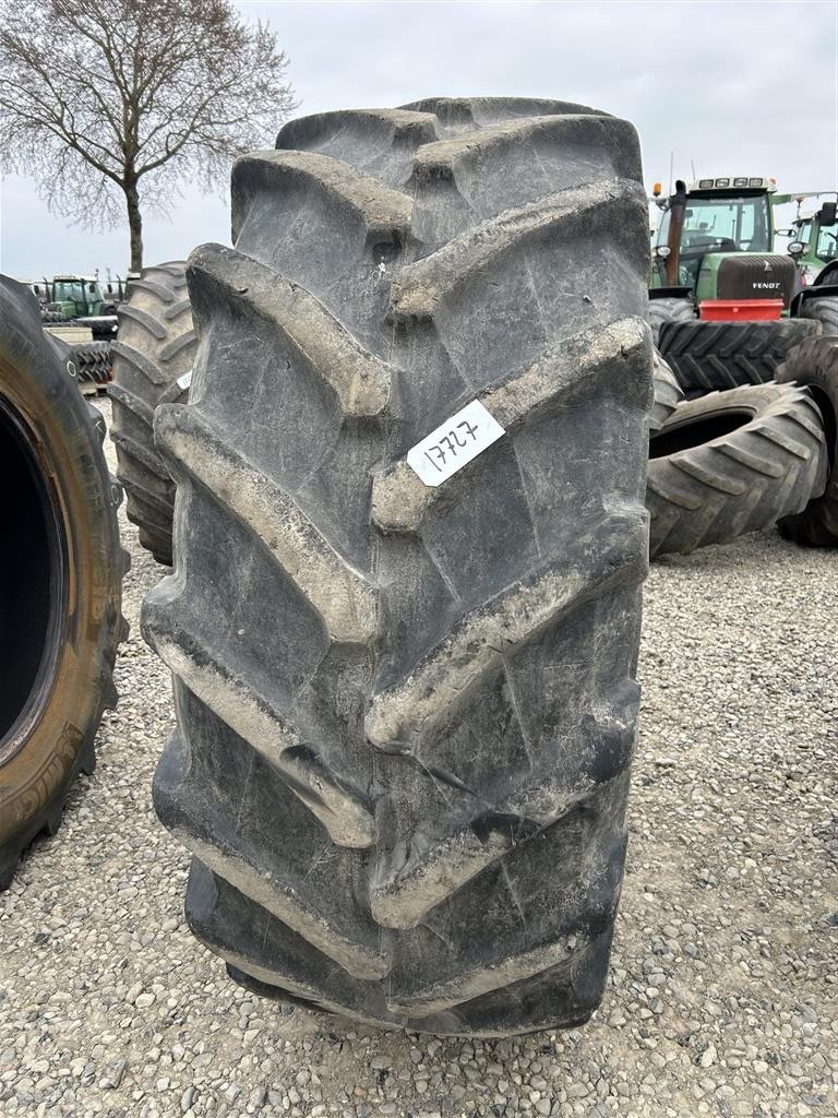 Reifen des Typs Pirelli 710/70R42, Gebrauchtmaschine in Rødekro (Bild 1)