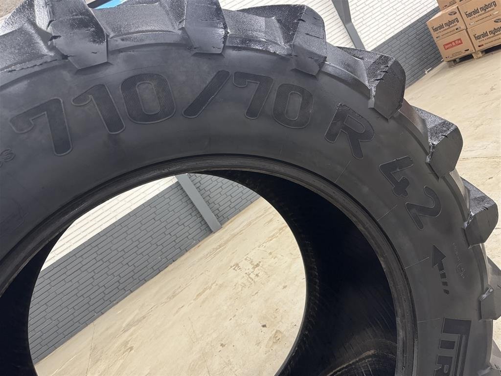Reifen typu Pirelli 710/70R42, Gebrauchtmaschine v Haderup (Obrázek 4)