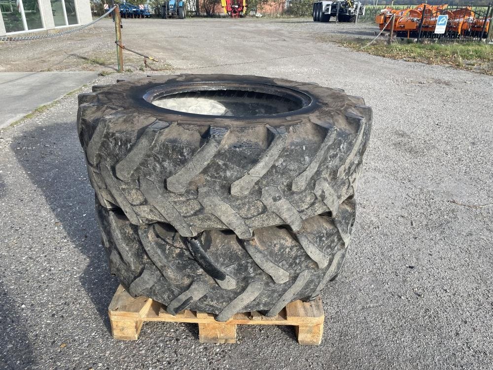 Reifen des Typs Pirelli Pirelli 340/85R 24 ., Gebrauchtmaschine in Dronninglund (Bild 2)