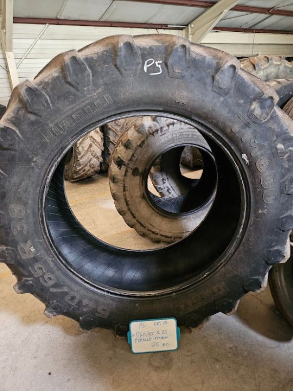 Reifen typu Pirelli TM800, Gebrauchtmaschine v Montpellier (Obrázek 1)