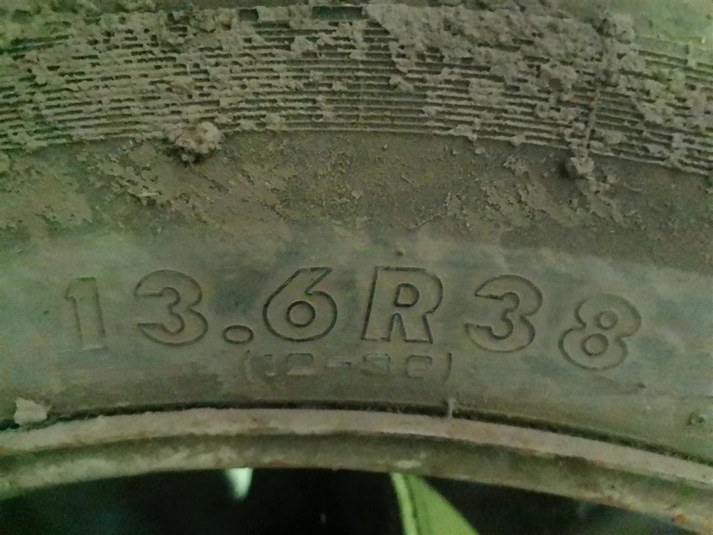 Reifen des Typs Sonstige 13.6-R38, Gebrauchtmaschine in Egtved (Bild 4)